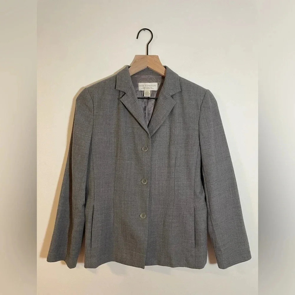 Petite Sophisticate Gray Lined 3 Button 100% Wool Blazer Size 2 With Pockets!